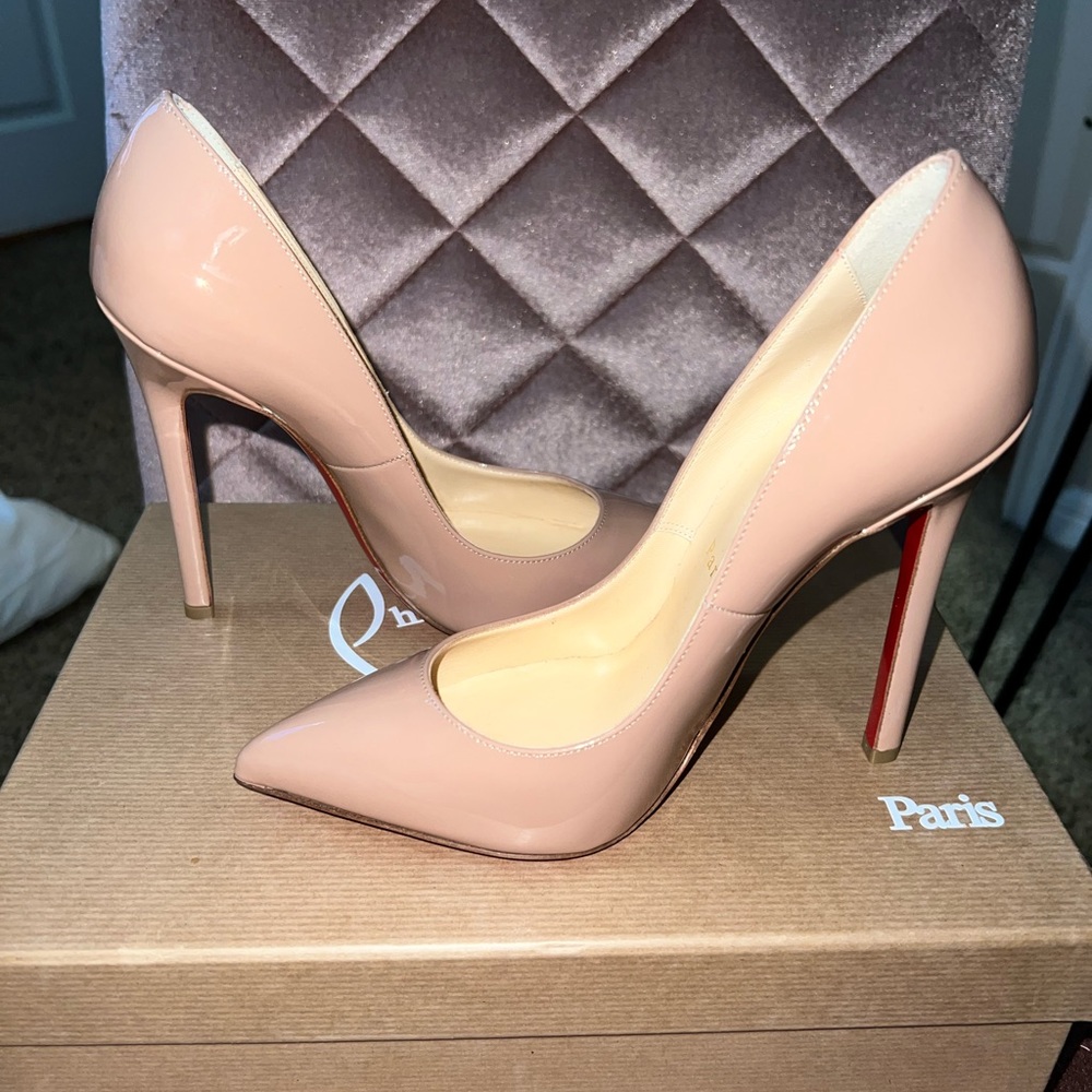 Christian Louboutin nude heels size 36